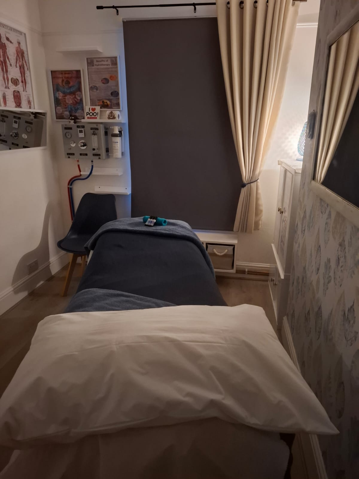 Treatment room photo 11