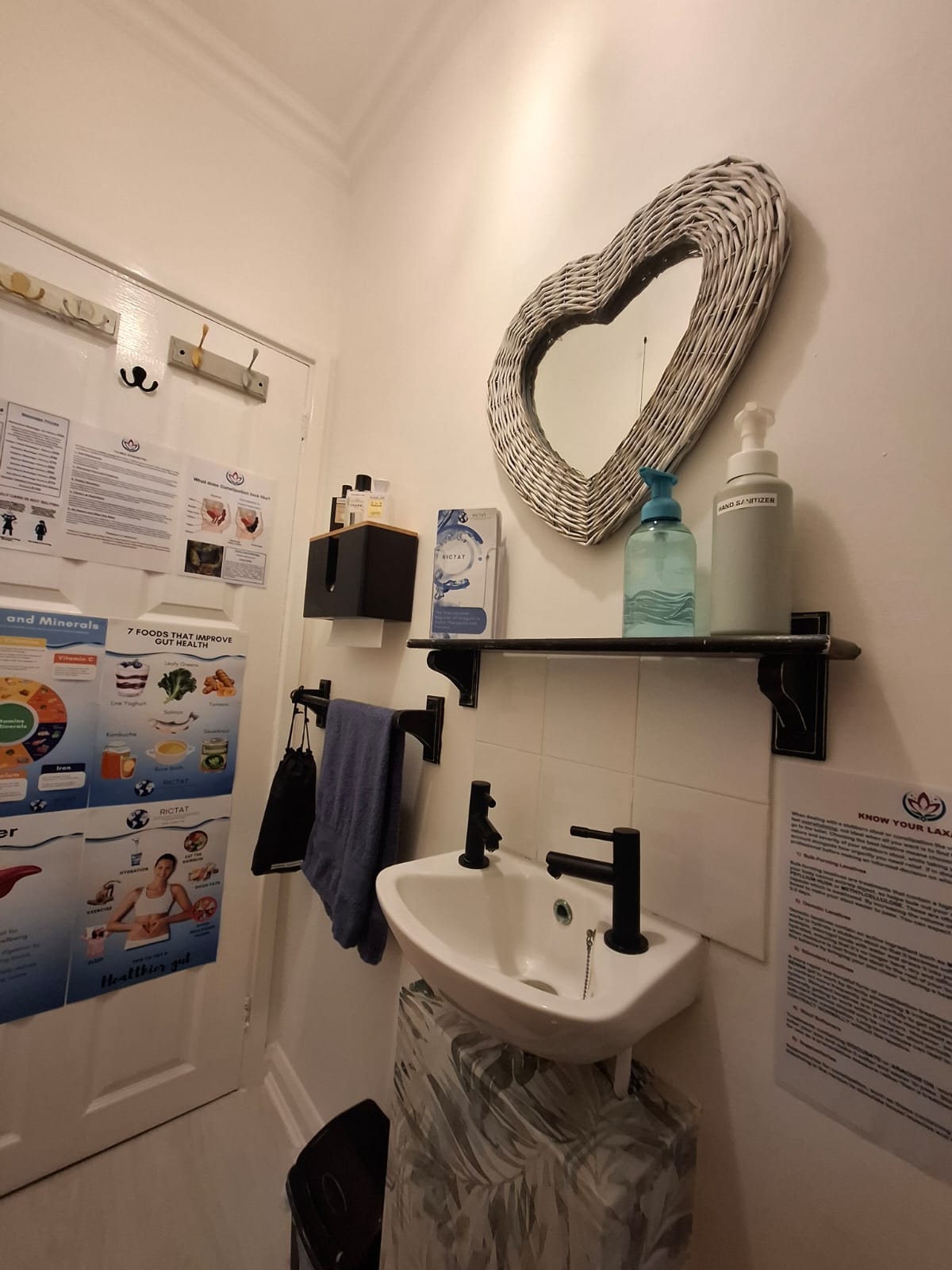 Treatment room photo 7